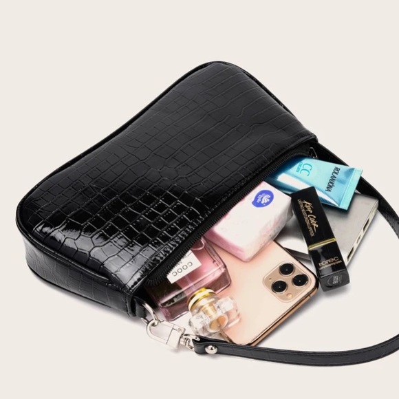 Black Croc Skin Baguette Bag - Picture 5 of 8